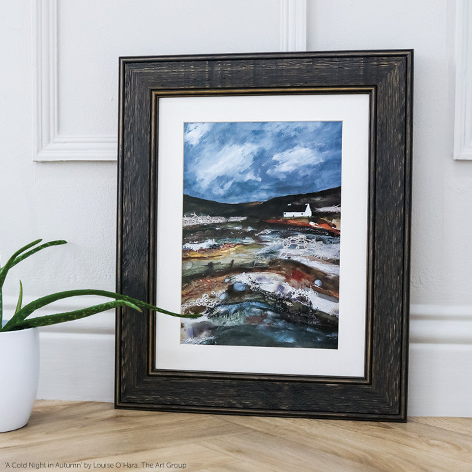 STRATHDON | 59mm Black, Wood Frame