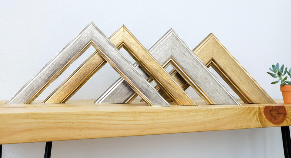 RICHMOND | 20mm Silver, Wood Frame