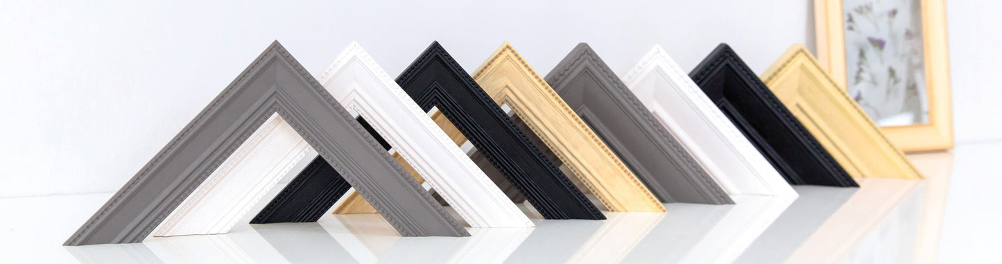 VIRGINIA | 38mm White, Wood Frame